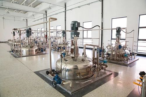 以合成生物為引擎，驅動綠色智造 華熙生物引領生物科技研發(fā)新紀元
